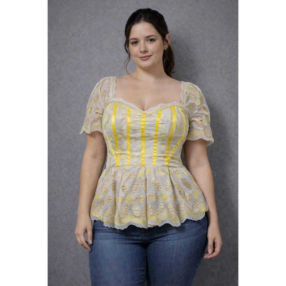 Vintage 90s/Y2K Yellow Handmade Eyelet Fitted Bodice Peplum Zip Back Puff Sleeve